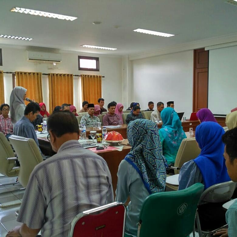 Sesi pelatihan dan diskusi kelompok bersama peserta (Januari 2018)