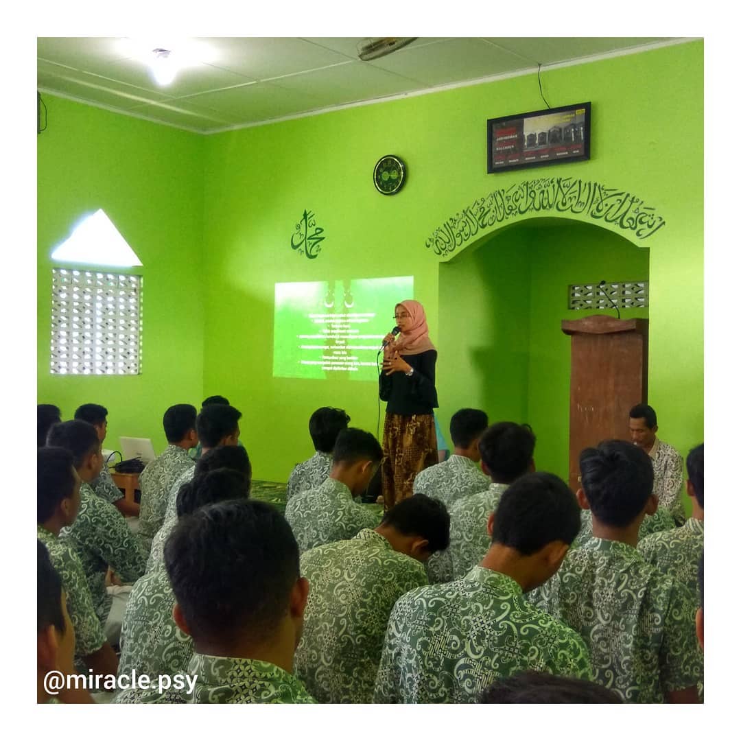Motivasi Siswa SMA Bambang Lipuro — Ujian Nasional
